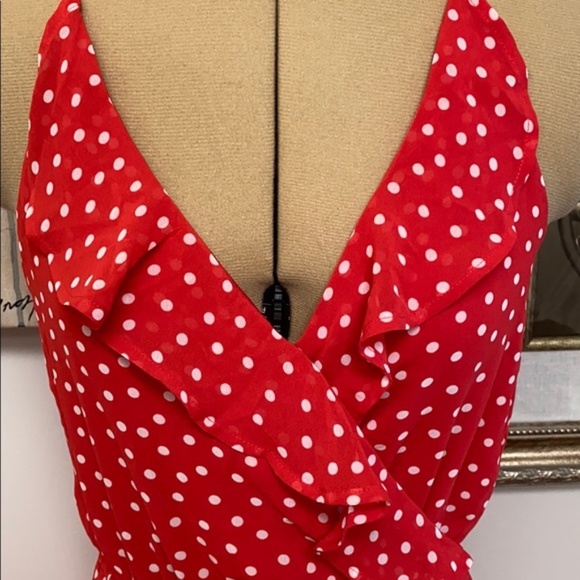 Divided red dress with white polka dots - Picture 6 of 6